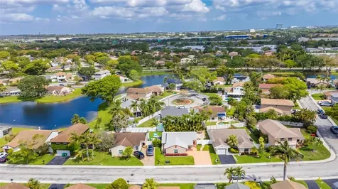 13721 Oak Ridge Drive Davie FL 33325