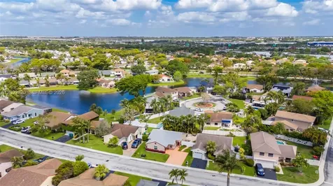 13721 Oak Ridge Drive Davie FL 33325