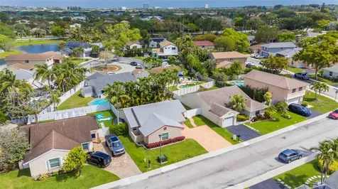13721 Oak Ridge Drive Davie FL 33325