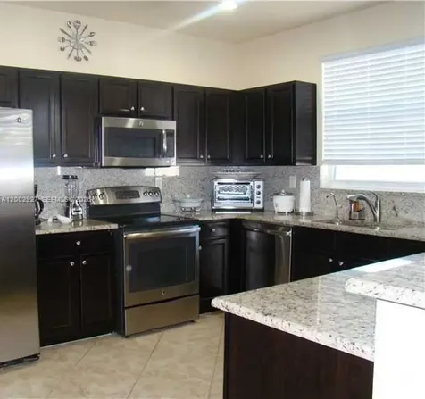 9160 SW 171st Court Miami FL 33196