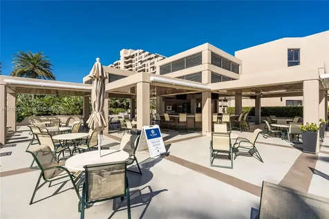 141 Crandon Boulevard Key Biscayne FL 33149