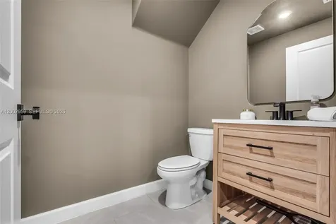 12586 NW 22nd Place Miami FL 33167