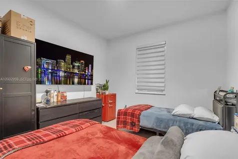 12586 NW 22nd Place Miami FL 33167