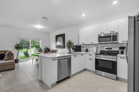 12586 NW 22nd Place Miami FL 33167