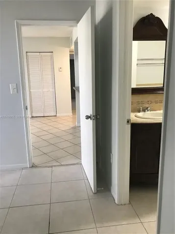 7075 NW 186th Street Hialeah FL 33015