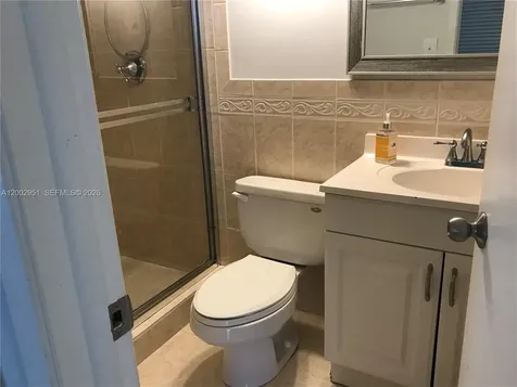 7075 NW 186th Street Hialeah FL 33015