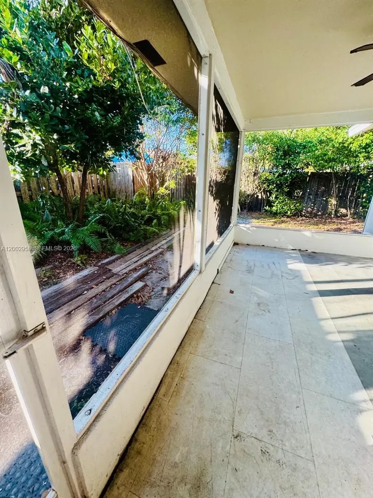 2051 NE 25th Avenue Pompano Beach FL 33062