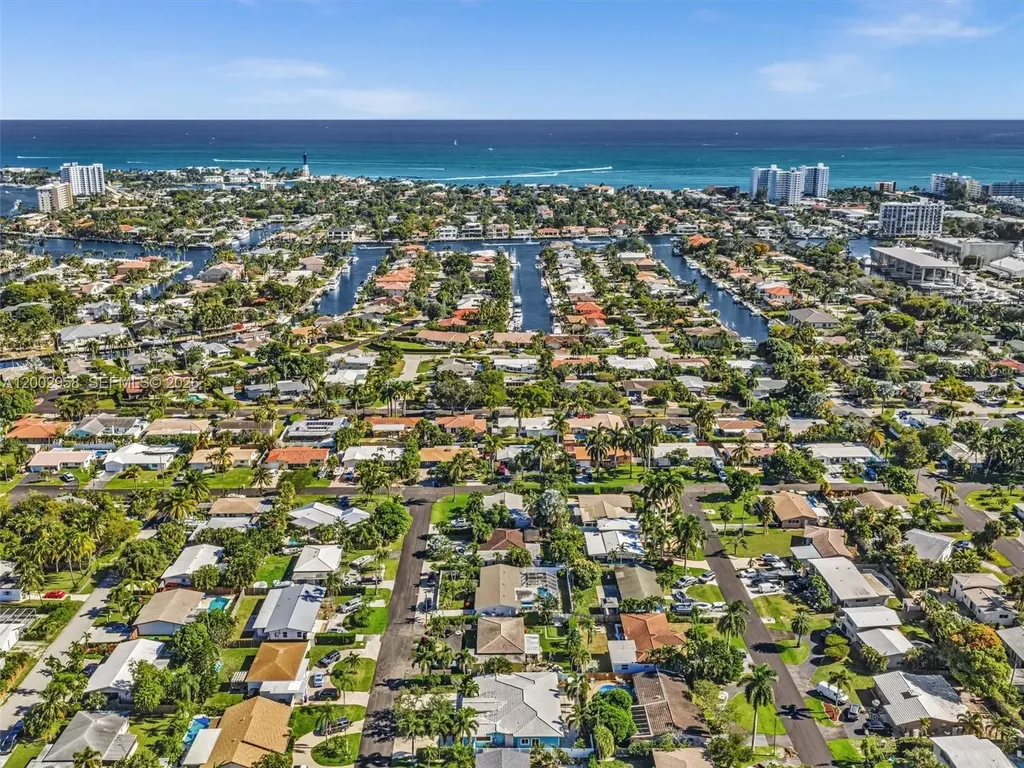 2051 NE 25th Avenue Pompano Beach FL 33062