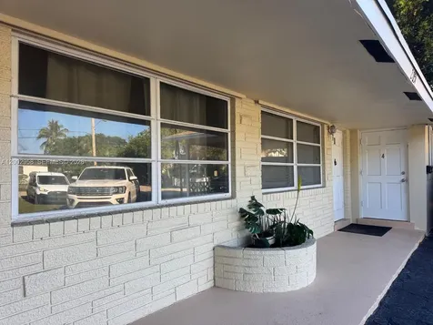 2051 NE 25th Avenue Pompano Beach FL 33062