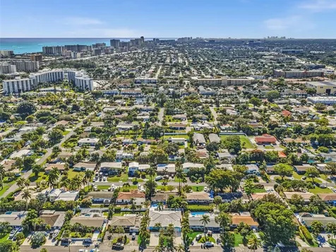 2051 NE 25th Avenue Pompano Beach FL 33062