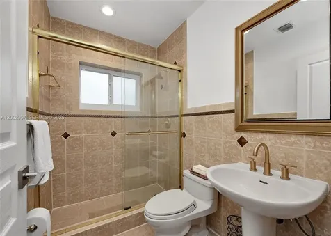 6134 SW 28th Street Miami FL 33155