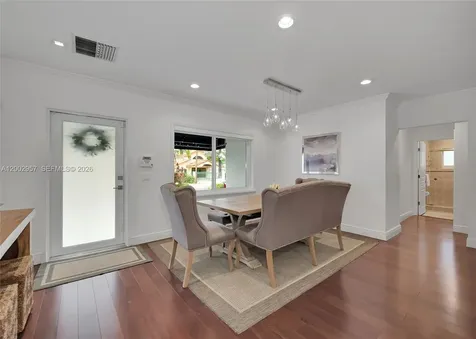 6134 SW 28th Street Miami FL 33155