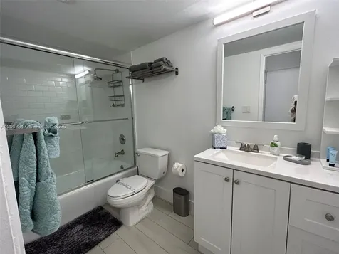 19390 Collins Avenue Sunny Isles Beach FL 33160