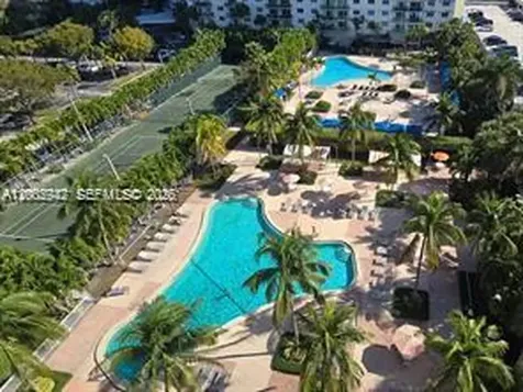 19380 Collins Avenue Sunny Isles Beach FL 33160