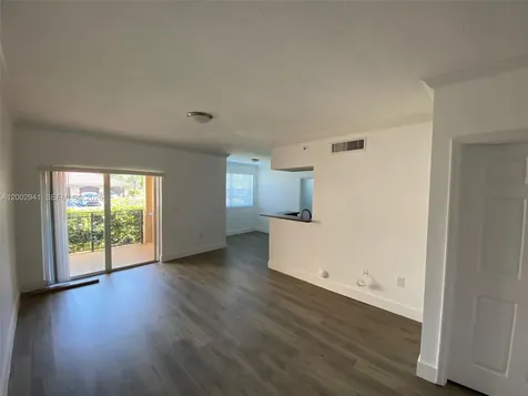 Pembroke Pines FL 33025