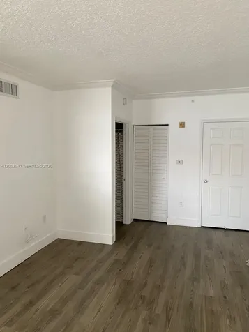 Pembroke Pines FL 33025