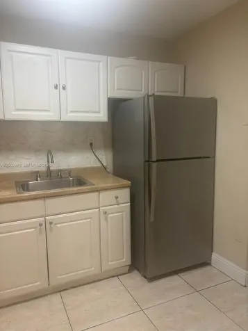6950 W 6th Avenue Hialeah FL 33014