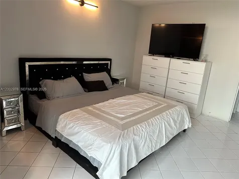 100 Bayview Drive Sunny Isles Beach FL 33160