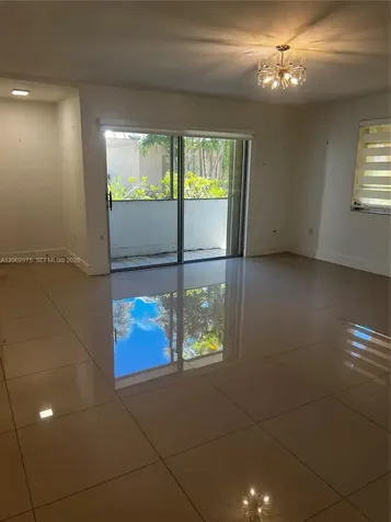 9350 SW 77th Avenue Miami FL 33156