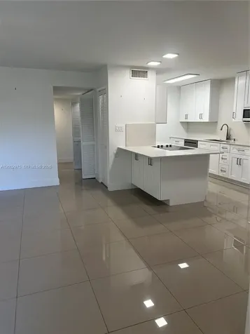 9350 SW 77th Avenue Miami FL 33156