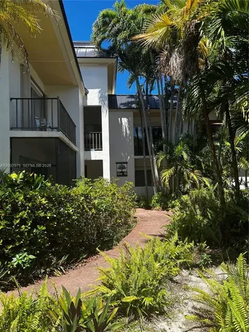 9350 SW 77th Avenue Miami FL 33156