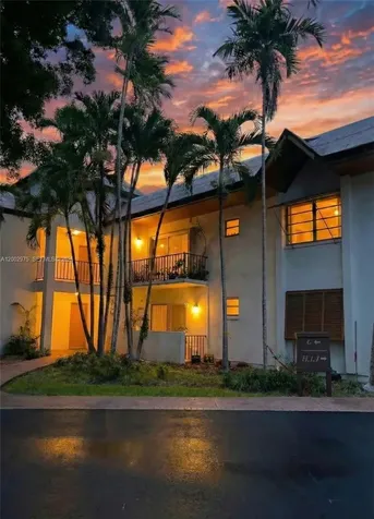 9350 SW 77th Avenue Miami FL 33156