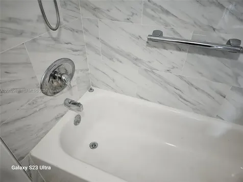 20400 W Country Club Drive Aventura FL 33180