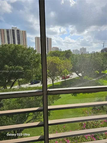 20400 W Country Club Drive Aventura FL 33180