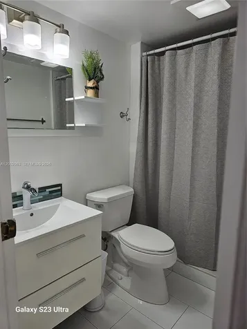 20400 W Country Club Drive Aventura FL 33180