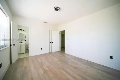 533 NE 67th Street Miami FL 33138