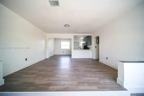 533 NE 67th Street Miami FL 33138