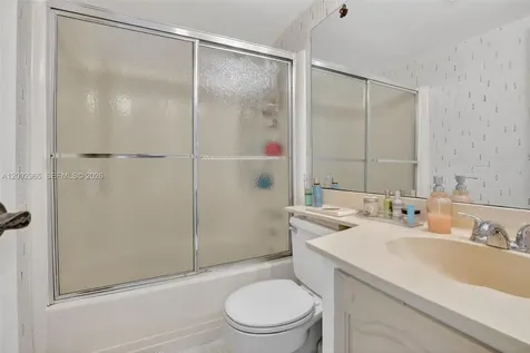 3048 E Sunrise Lakes Drive Sunrise FL 33322