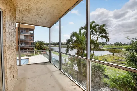 3048 E Sunrise Lakes Drive Sunrise FL 33322