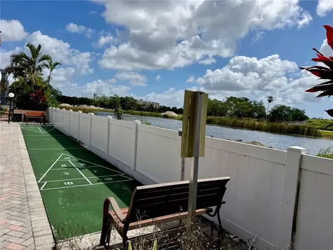 3048 E Sunrise Lakes Drive Sunrise FL 33322