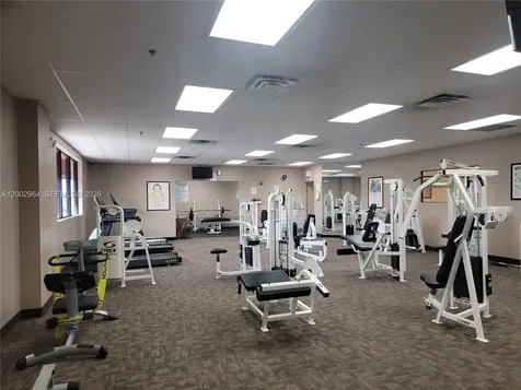 Pembroke Pines FL 33025