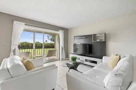 Pembroke Pines FL 33025
