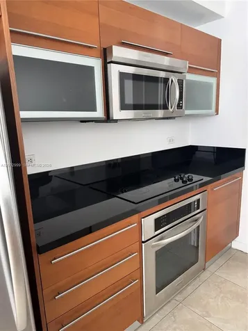 253 NE 2nd Street Miami FL 33132