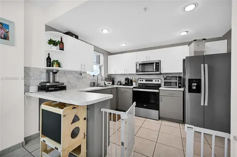 2829 Indian Creek Drive Miami Beach FL 33140