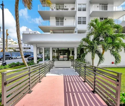 2829 Indian Creek Drive Miami Beach FL 33140