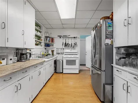 2724 NW 19th Avenue Miami FL 33142