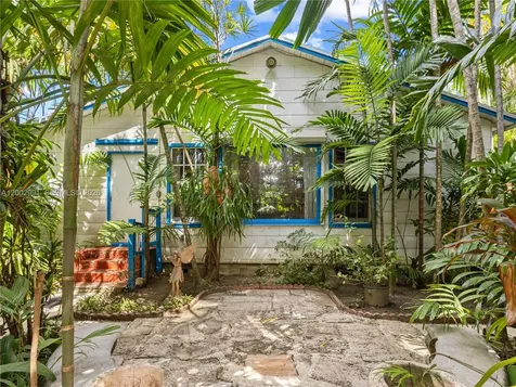 2724 NW 19th Avenue Miami FL 33142