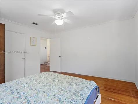 2724 NW 19th Avenue Miami FL 33142
