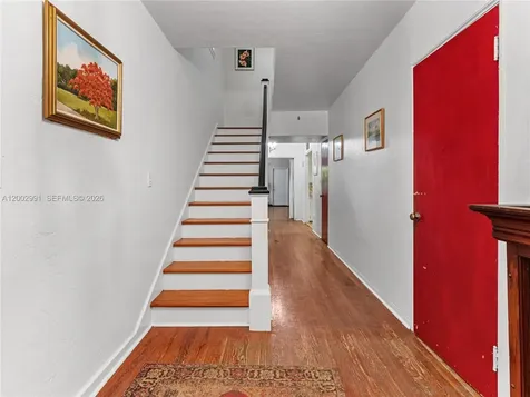 2724 NW 19th Avenue Miami FL 33142