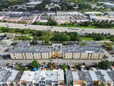 606 W 81st Street Hialeah FL 33014