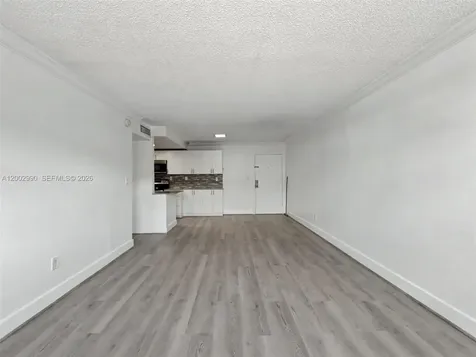 606 W 81st Street Hialeah FL 33014