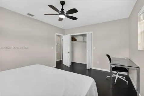 172 NW 116th Street Miami FL 33168