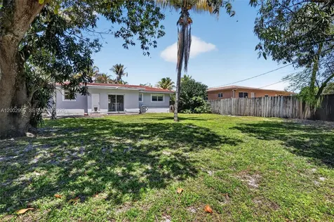 172 NW 116th Street Miami FL 33168