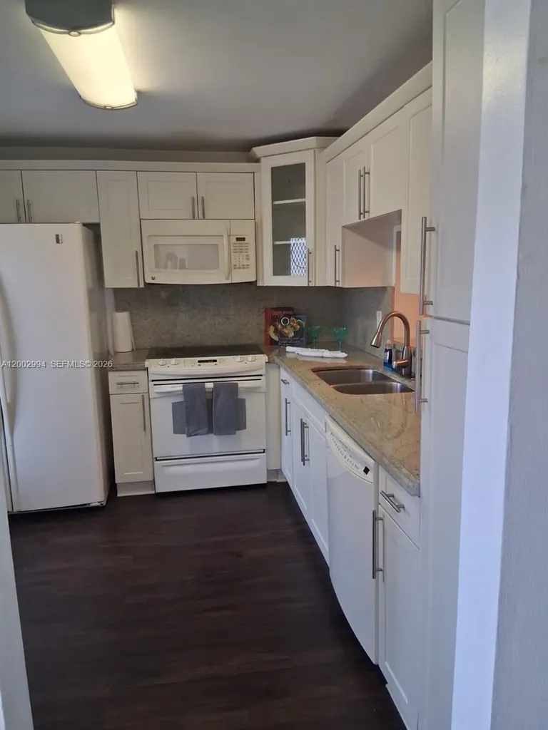 301 NE 14th Avenue Hallandale Beach FL 33009