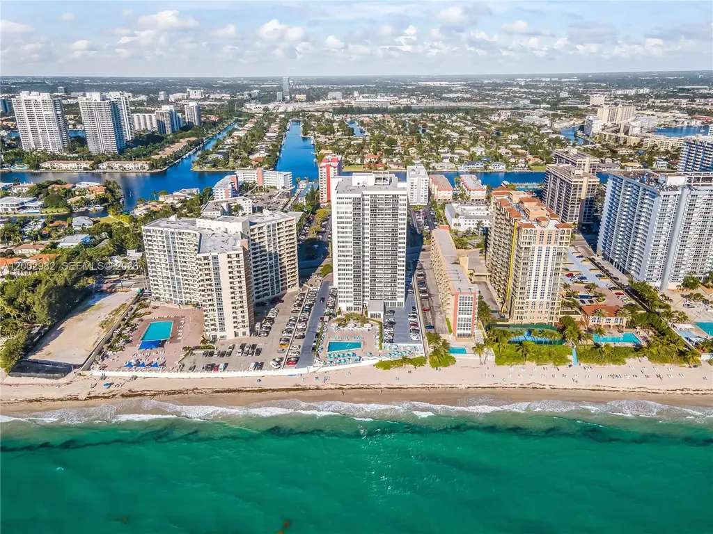 3140 S Ocean Drive (Avail 7/15-11/15 Flex) Hallandale Beach FL 33009