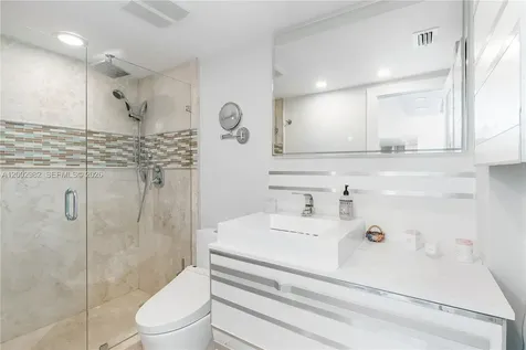 3140 S Ocean Drive (Avail 7/15-11/15 Flex) Hallandale Beach FL 33009